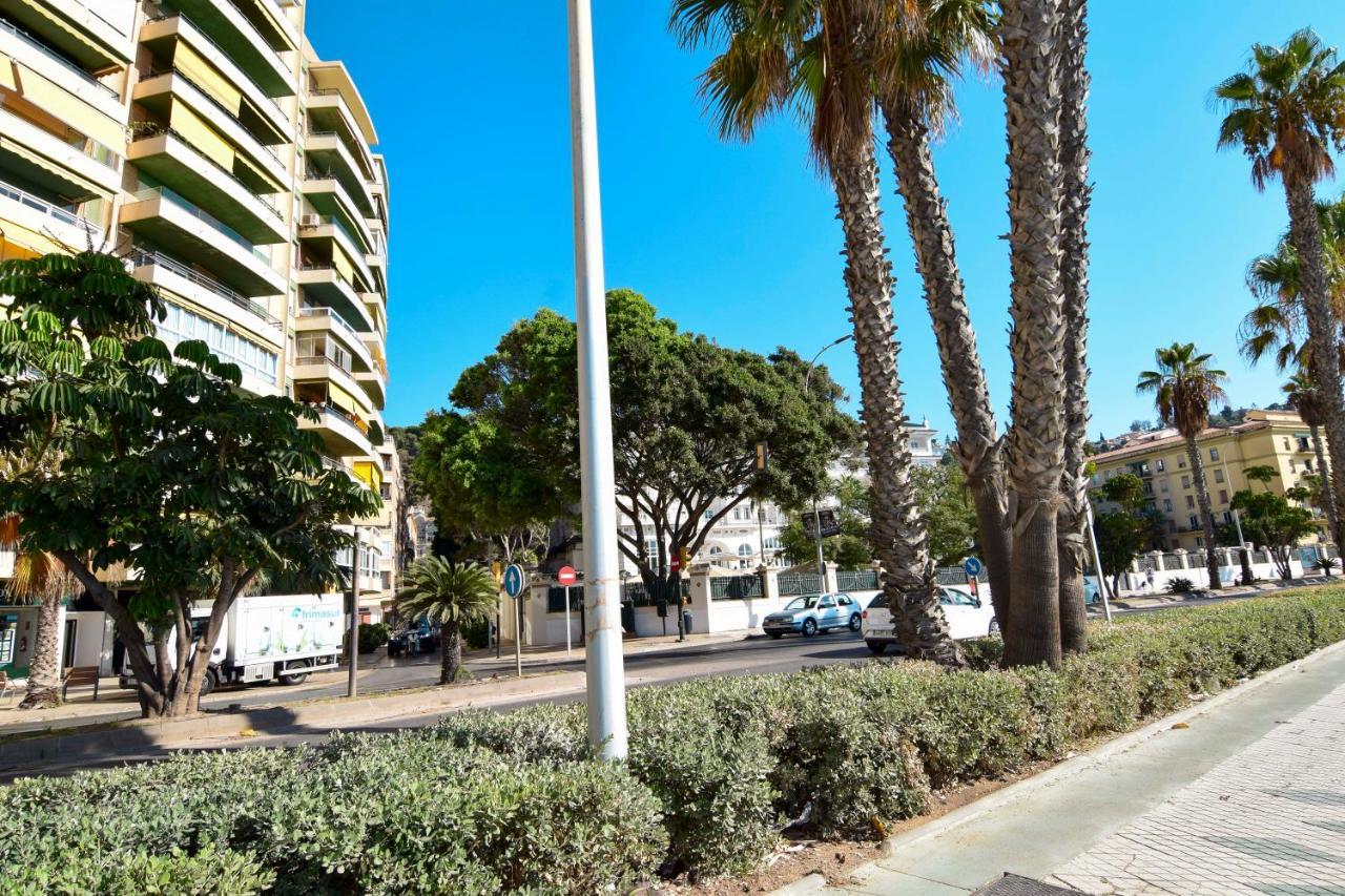 P&P Apartamentos Paseo Maritimo Pablo Ruiz Picasso Malaga Bagian luar foto