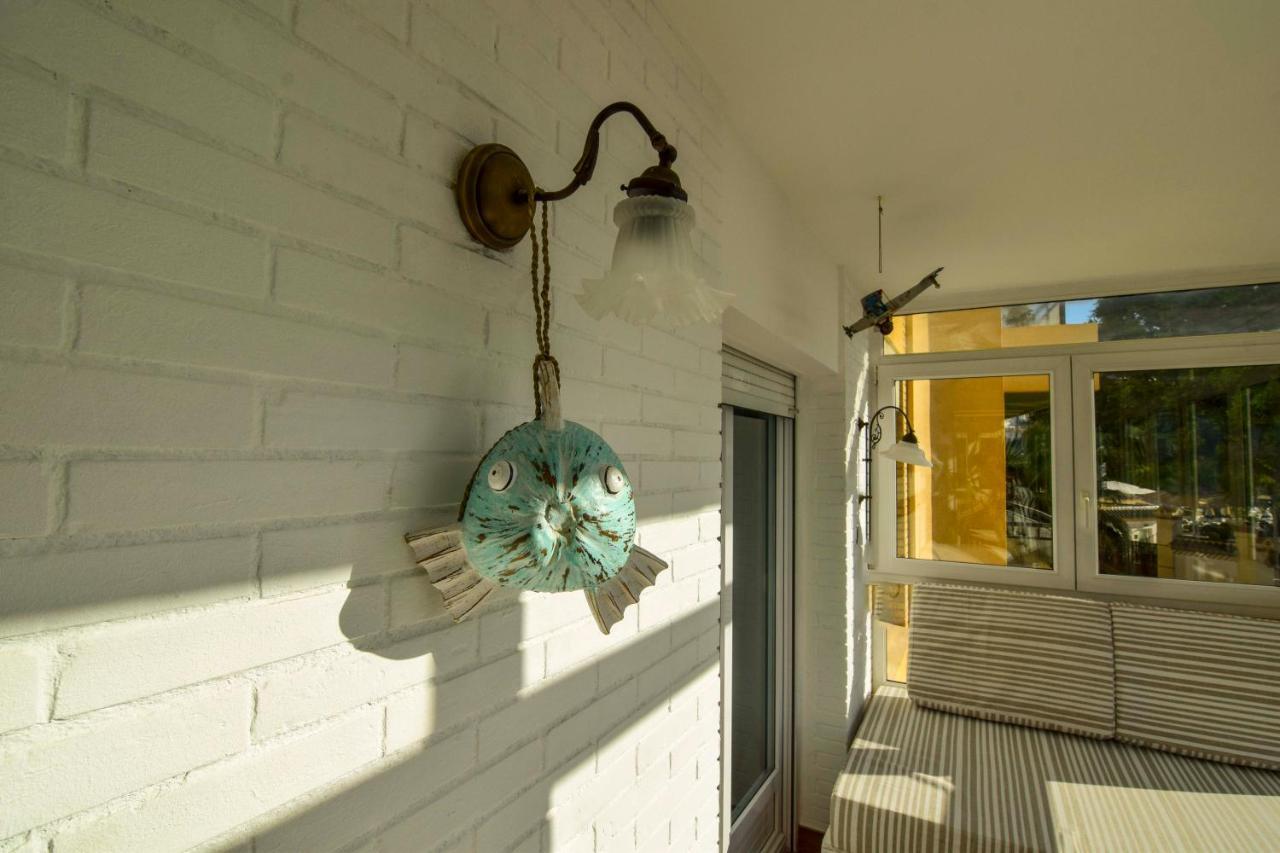 P&P Apartamentos Paseo Maritimo Pablo Ruiz Picasso Malaga Bagian luar foto
