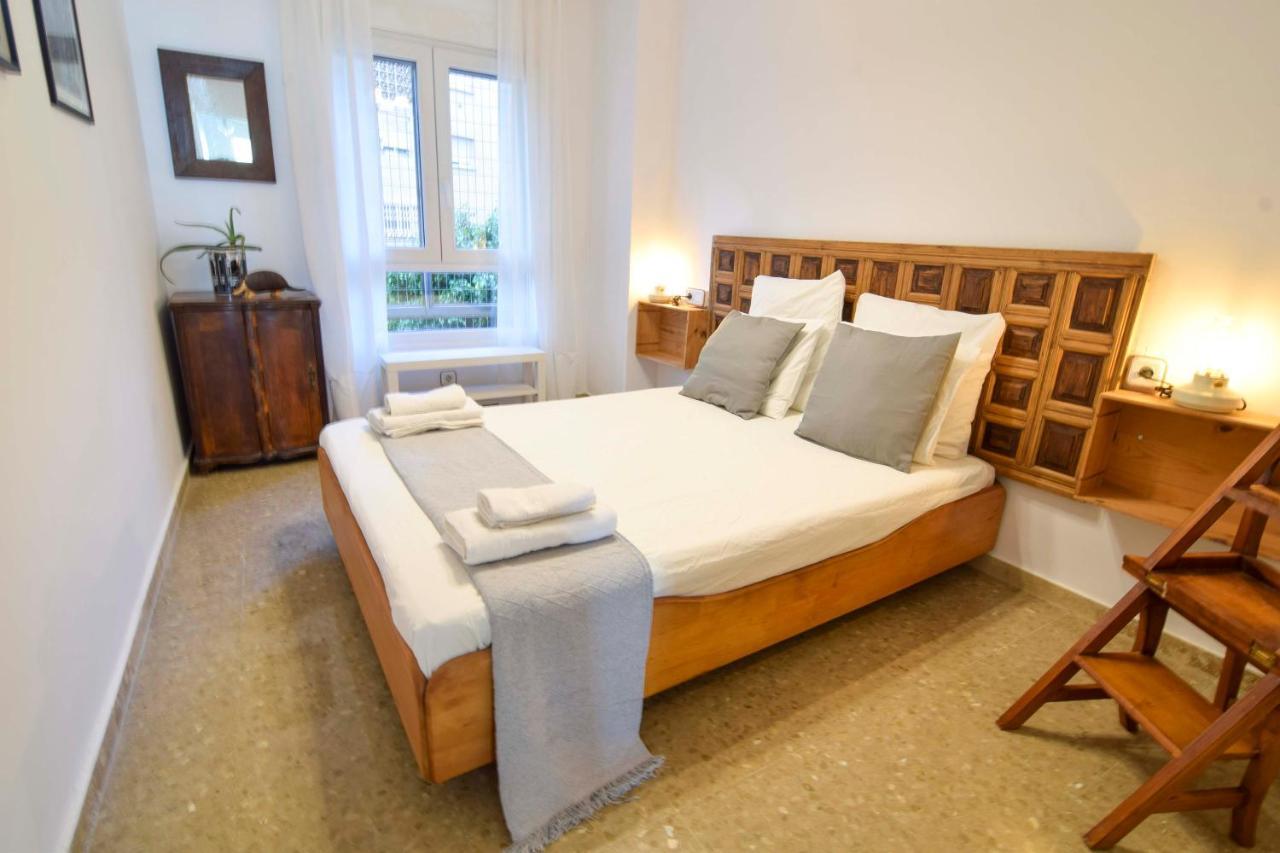 P&P Apartamentos Paseo Maritimo Pablo Ruiz Picasso Malaga Bagian luar foto